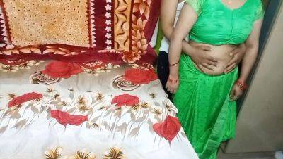 Hot Indian Bhabhi Saree Removal - Big Natural Tits & Homemade Desi Sex - porntry.com - India