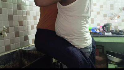 Hot Indian Housewife Fucks in Kitchen - Top & Back Position Romance with Maid - porntry.com - India