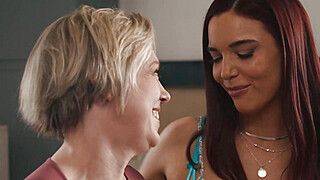 Dee Williams - Jayden Cole - Housewife bffs put the vibrators to use - ah-me.com