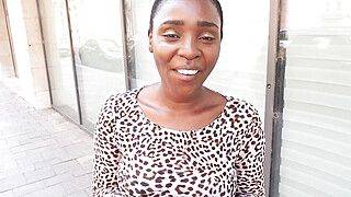 Romeo Mancini - Zaawaadi - BJRAW Beautiful Kenyan babe Zaawaadi deepthroats a big white dick - ah-me.com - Kenya