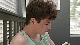 Val Steele - Teen stepsister Val Steele is a squirter - ah-me.com