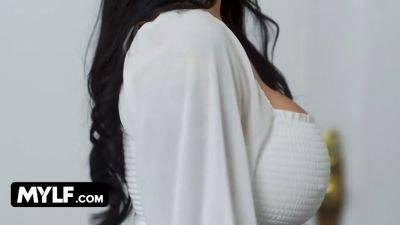 Persuasive Huge Tits step mother seduces stepsons bff for a humid deal - mylf - sexu.com - Britain - Usa