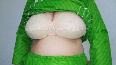 Hot Pakistani Bhabi Fucks Devar - Big Boobs Titty Fuck & Blowjob - xxxfiles.com - India - Pakistan