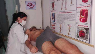 Hot Brazilian Nurse Gives Handjob to Patient's Huge Erection in Hospital - veryfreeporn.com - Brazil