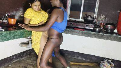 Desi Village Bhabhi - Desi Village Bhabhi Hardcore Kitchen Sex with Deluwara Khatun - HD 4K Hindi Audio - porntry.com