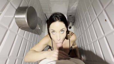Luiza Marcato - Leo Santos And Luiza Marcato In Getting A Blowjob In A Restaurant Bathroom 10 Min - hotmovs.com