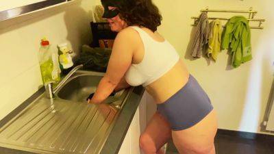 Pov Housewife Est Coincee Et Demande De Laide - hclips.com - France