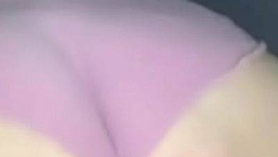 Big Booty Mom Shows Off Her Huge Ass - porntry.com