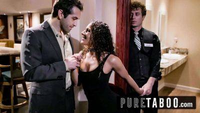 Liv Revamped - Sexy Latina Wife Liv Revamped Gets Double Creampie Cheating in Public - porntry.com
