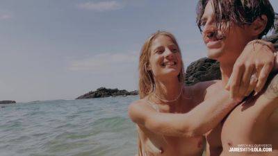 She Made Me Cum In Less Than A Min At The Public Beach - hclips.com
