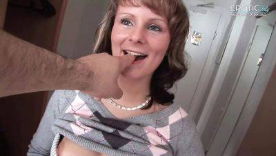 Stacy Silver Shows Her Big Natural Tits - Hot MILF Fucking in HD - porntry.com