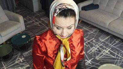 Wanilianna - Hot MILF Wanilianna Wears Scarf & Stockings in 4K Amateur Video - xxxfiles.com