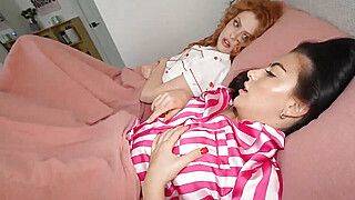 Elly Clutch - Sleepover Surprise Girlfriend and BFF Ga - ah-me.com