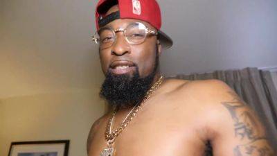 Black Porn Video...Meet The Sexy Houston Stripper 4ever Fucked By King Gutta - hotmovs.com