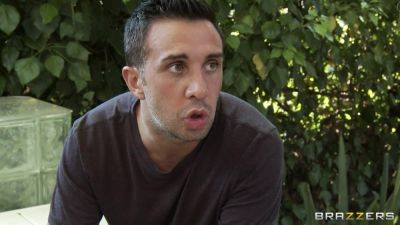 Breaking It Off With A Bang With Keiran Lee, Courtney Taylor - Brazzers - hotmovs.com