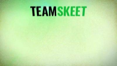 Spouse mistakes the babysitter for his wifey and begins to have fun with her pussy while she’s stuck - sexu.com