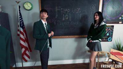 Extra Credit For Using The Teacher - Whitney Oc - videomanysex.com