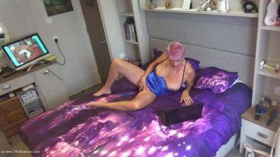 Spy Cam Pt2 - Dimonty - hclips.com - Britain