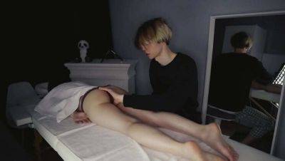Hot Teen Vel Miller Gets Relaxing Massage and Fingered to Orgasm - Homemade Cumshot - xxxfiles.com