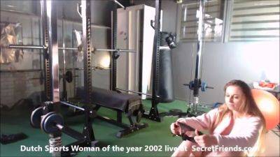 Dutch Olympic Gymnast workout video - sexu.com - Netherlands