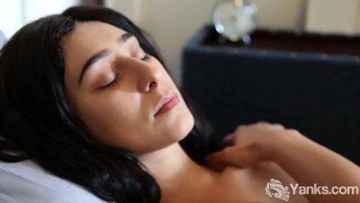 Violet Russo Hairy Indian Brunette Solo Masturbation with Nipple Play - veryfreeporn.com - India