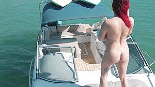 Drone captures couple having sex on a speedboat at sea - ah-me.com