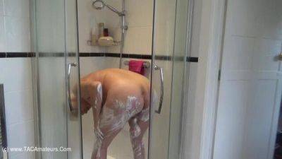 Shower - Dimonty - hclips.com - Britain