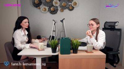 Sia Siberia - Lesya Moon And Sia Siberia - Secretaries Gone Wild: Pussy-licking Break Time - upornia.com