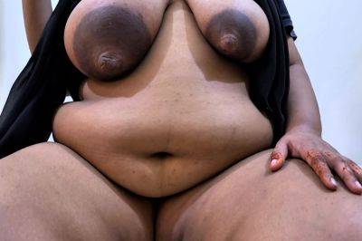 Big Strong Boobs Play Colombian Hot Girl - One Boobs Is Big & The Other Is Small Hot Collage Girl Show Her Tits ( 4) With Beautiful Girls - desi-porntube.com - India - Colombia