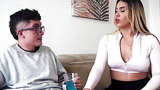 Latina seduces exbf using her flawless curvy body - ah-me.com