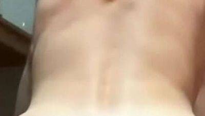 Hot MILF gives amazing blowjob to big cock - veryfreeporn.com