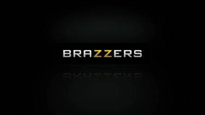 An Erotic Method With Johnny Sins, Blake Rose - Brazzers - hotmovs.com