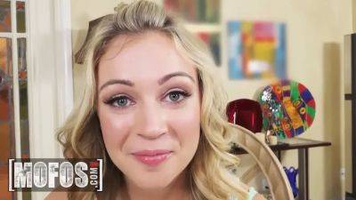 Zoey Taylor - Mofos - Zoey Taylor fucks her bf and his stepmom Alana Cruise before exchanging his jizz - sexu.com