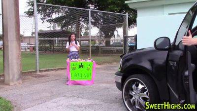 Ponytails teenager cum spray - sexu.com