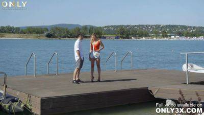 Only3x (only gold digger) brings you - gimme a yacht or a pound starring viviana - 10 - sexu.com - Romania