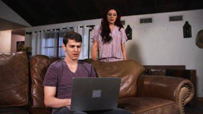 Sage lustly seduced Sofia in red - drtvid.com
