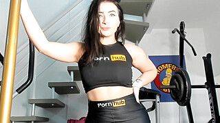 Hot Brazilian Girl Joi Jerk off on Gym Punheta Guiada Academia - ah-me.com - Brazil
