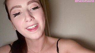 Hellolimoonoff teen étudiante française et libertine baiser en bas et talon aiguille louboutin - ah-me.com