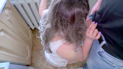 Stepson Suddenly Approached His Stepmom When She Was In The Kitchen And Fucked Her In The Ass - hclips.com