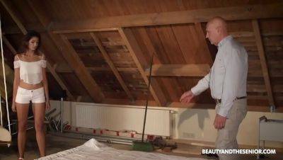 Young Babe Swings on Old Man's Big Cock - Hardcore Blowjob & Cum in Mouth - veryfreeporn.com