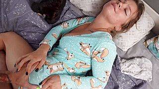 Morning stiff hook-up with Nigonika, the best porn - ah-me.com