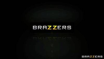 Courtney Cummz - John Strong - Cuntlist With Mick Blue, John Strong, Courtney Cummz - Brazzers - hotmovs.com