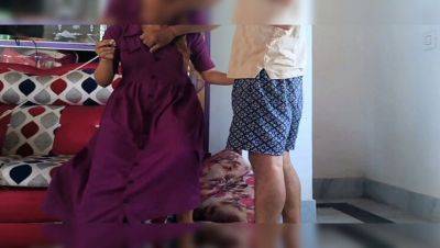 Desi GF's homemade video blog - amateur Indian girl cheats on BF with stranger doggy style sex - porntry.com - India