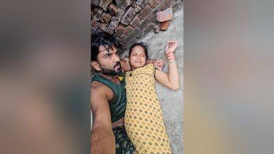 Indian New Desi Hot Village Girl Sex In Home - desi-porntube.com - India