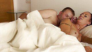 Every husband's dream morning, when you have two pussies to fuck - amateur ffm threesome !! - ah-me.com