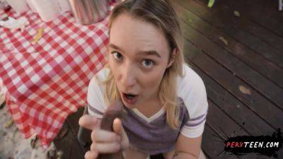 Juliette Mint And Johnny Love - At Public Pool With Booty Teen 18+! Pervteen 10 Min - hclips.com
