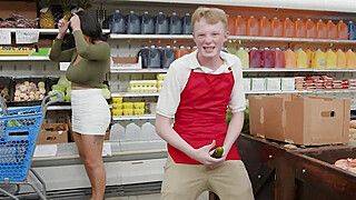 Jimmy Michaels - Ashlyn Peaks - REALITY KINGS - Ashlyn Peaks Flashes Her Big Tits and Lures Jimmy To Fuck Her At The Grocery Store - ah-me.com