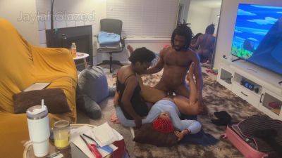 I Came Over To Support Her Dick Appointment With Verified Amateurs - hclips.com