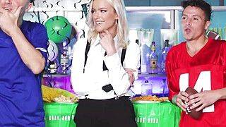 Hot Sexy - Freeuse sharing of sexy blonde bartender - ah-me.com