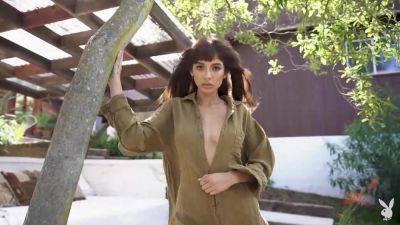 Bella Part 1 - PlayboyTV - hotmovs.com